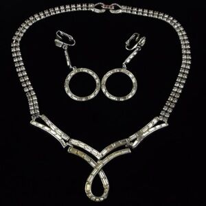 Vintage 1950s Designer Quality Rhinestone Necklace Earrings 16"